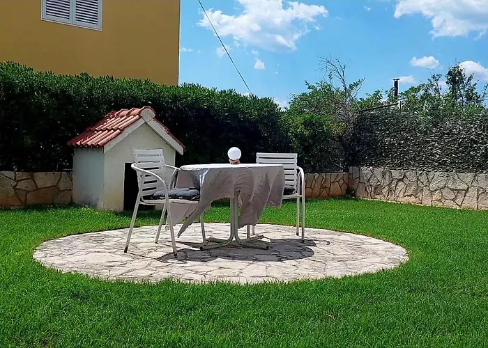 Apartament Pear - *